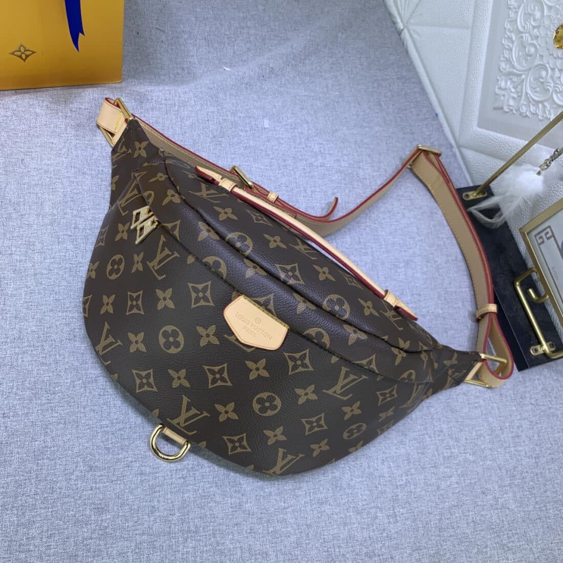 Louis Vuitton Monogram Bumbag 37cm M43644 - Image 2