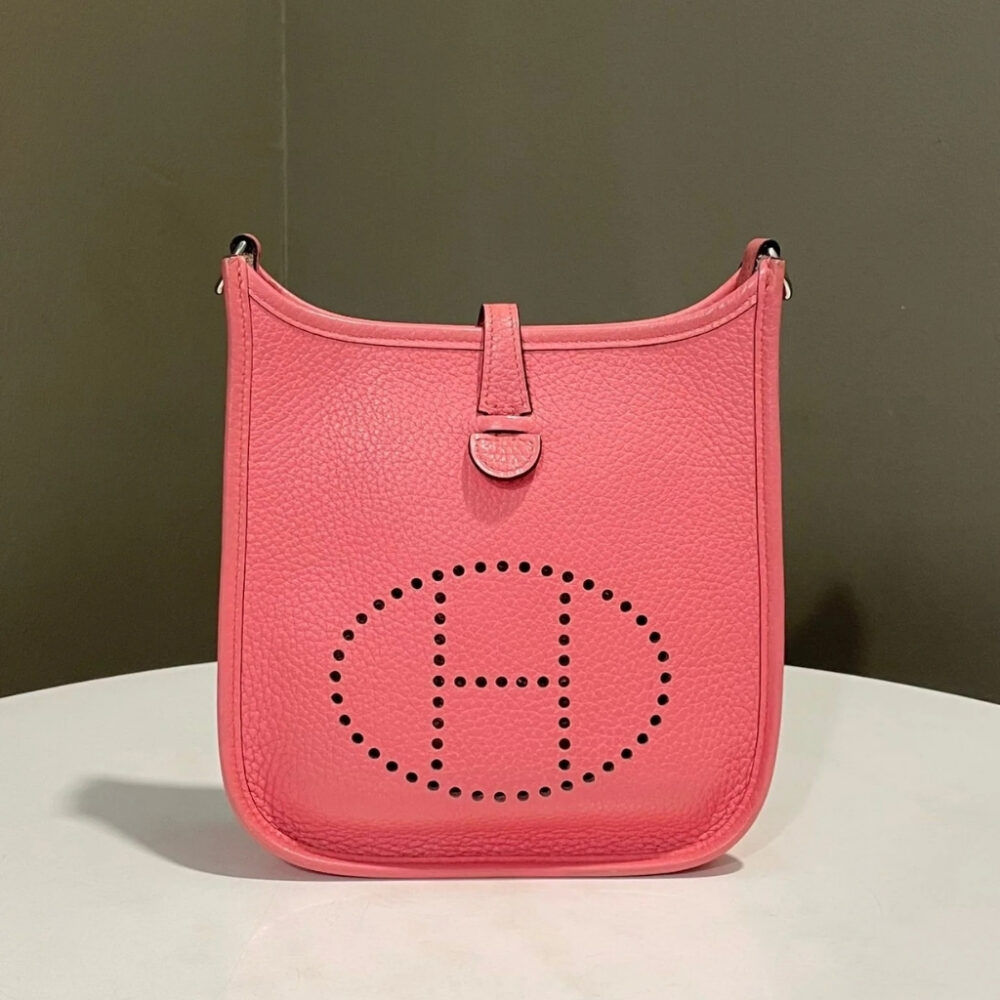Alternative view of Hermes Mini Evelyne Bag Rose Azalee 17cm