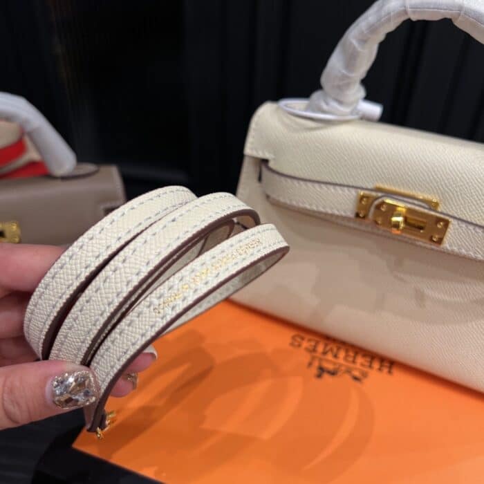 Hermes Kelly Mini Epsom Handbag Craie 20cm - Image 4