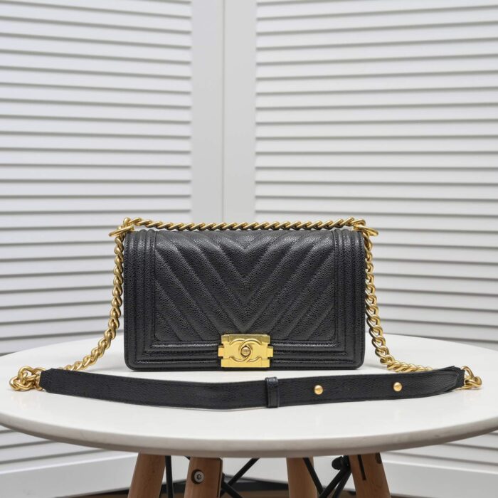 Chanel Boy Chevron Medium Handbag Black In Gold 25cm - Image 2