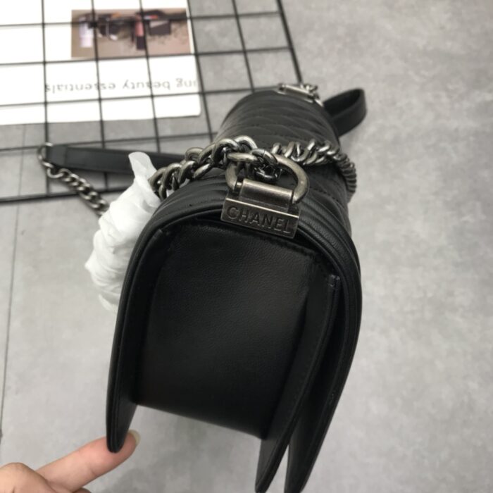 Chanel Boy Medium Handbag Leather Black 25cm A67086 Y09953 94305 - Image 9