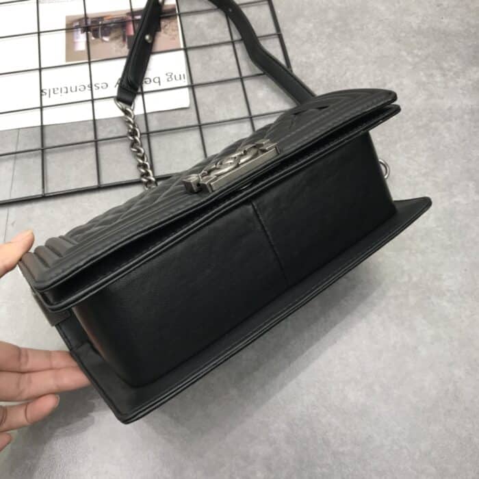 Chanel Boy Medium Handbag Leather Black 25cm A67086 Y09953 94305 - Image 5