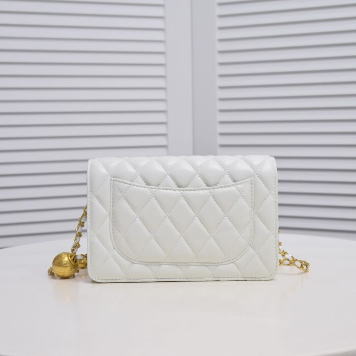 Chanel Wallet On Chain White 20cm - Image 4