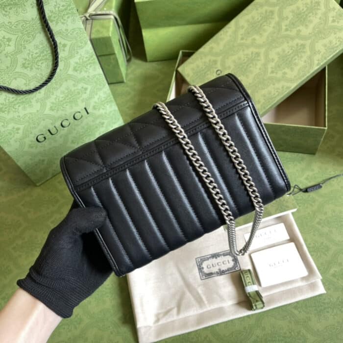 Gucci Marmont Mini Matelasse Bag Black 20cm - Image 3