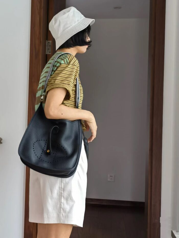 Hermes Evelyne 29 Clemence Black 29cm - Image 5