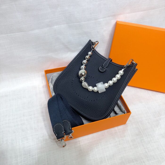 Hermes Mini Evelyne Bag Blue Nuit 17cm - Image 4