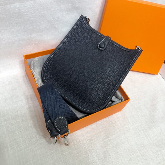 Hermes Mini Evelyne Bag Blue Nuit 17cm - Image 3