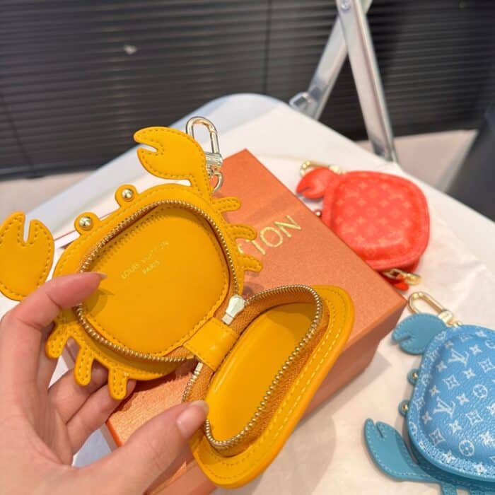 Louis Vuitton Crab Bag Hanging Accessories Yellow M01932 - Image 5