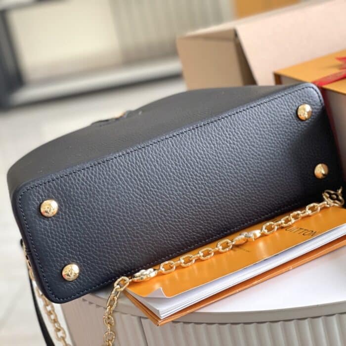 Louis Vuitton Capucines MM 31.5cm M20708 - Image 5