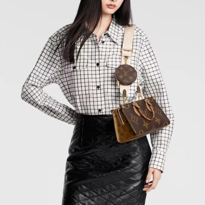 Louis Vuitton OnTheGo East West 25cm M46653 - Image 9