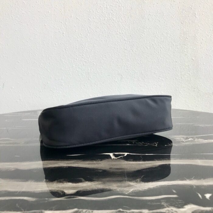 Prada Re-Nylon Re-Edition 2000 Mini 23cm 1NE515RDH0F0002 - Image 6