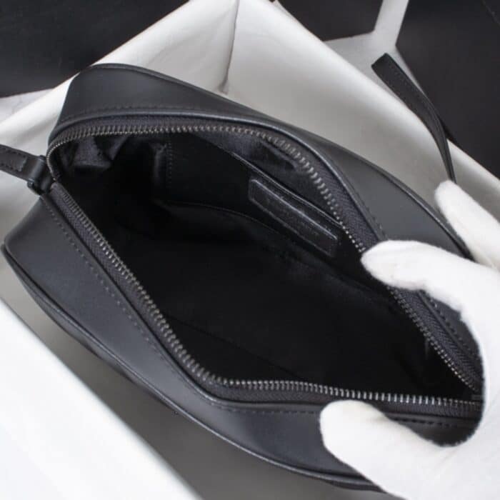Saint Laurent Lou Camera Bag Matte Black Metal 23Cm - Image 3