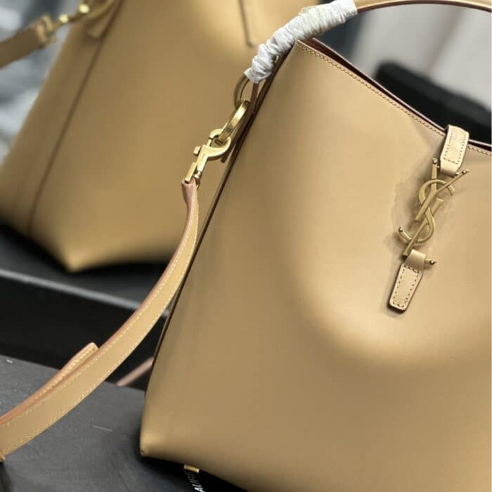 Saint Laurent Le 37 Beige 26cm - Image 4