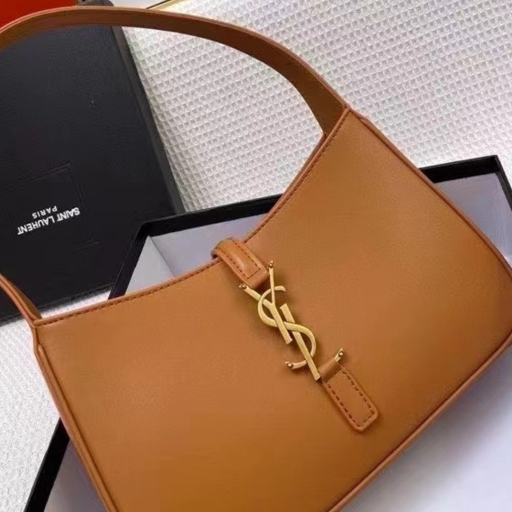 Saint Laurent Le 5 À 7 Brown 25Cm photo review