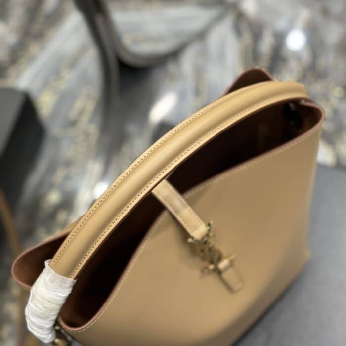 Saint Laurent Le 37 Beige 26cm - Image 5