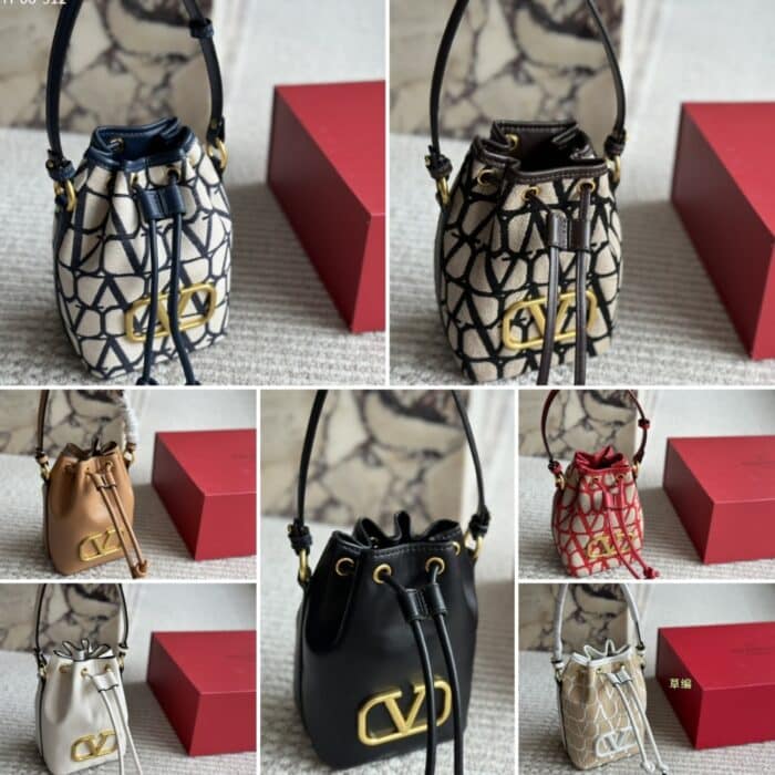 Valentino Mini Vlogo Signature Bucket Bag In Toile Iconographe Beige 22cm - Image 2