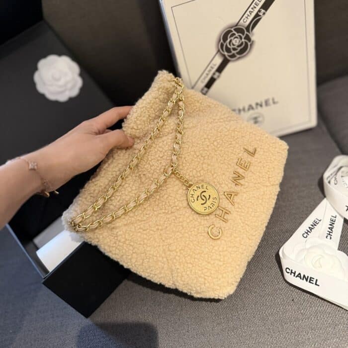 Chanel 22 Mini Handbag Shearling Ecru 20cm AS3980 B18299 NZZG0 - Image 2