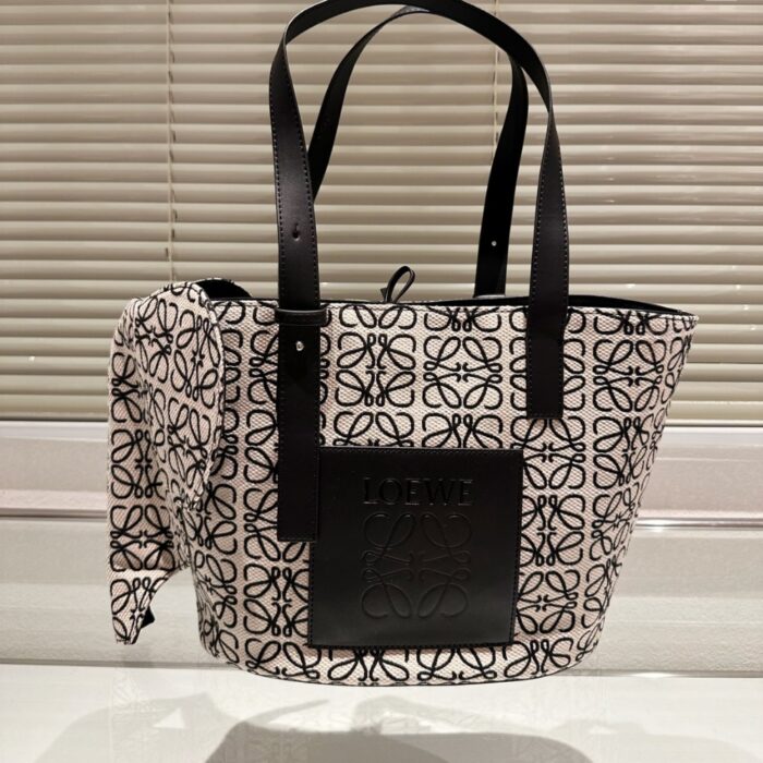 Loewe Elephant Basket Bag Anagram Jacquard Black And White 29cm - Image 2