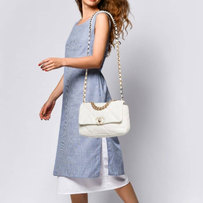 Chanel 19 Bag Leather In White 28cm - Image 3
