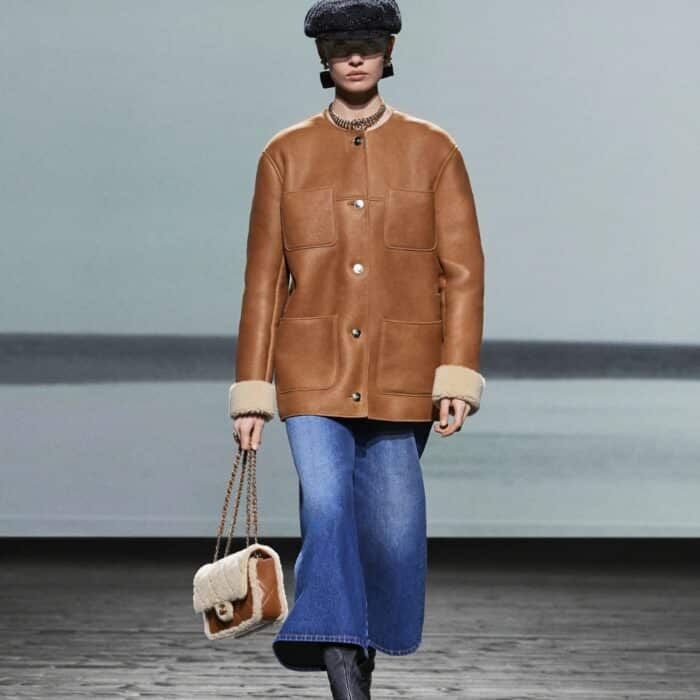 Chanel Flap Bag Shearling Brown 18cm AS5149 B18194 NZW48 - Image 7