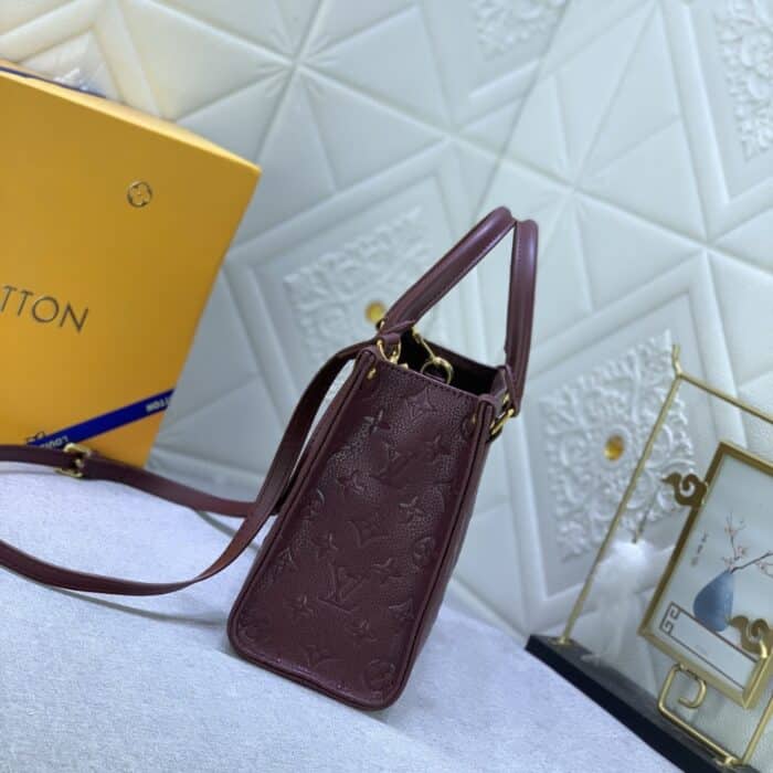 Louis Vuitton Onthego Monogram Empreinte Burgundy 25cm - Image 3
