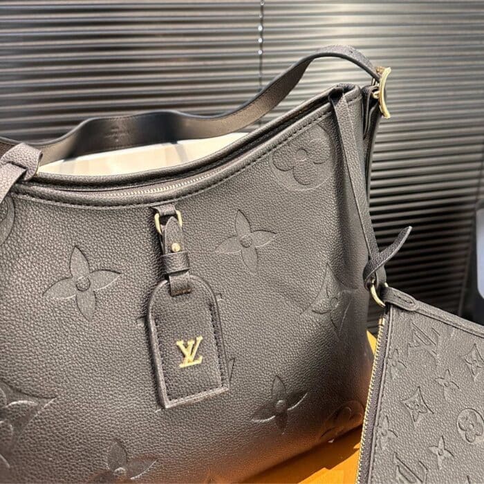 Louis Vuitton CarryAll Bag Black 32cm M46288 - Image 5