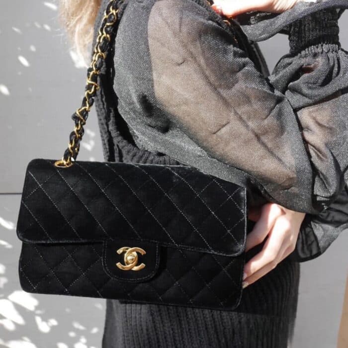 Chanel Medium Classic Double Flap Bag Suede Black 24cm - Image 6