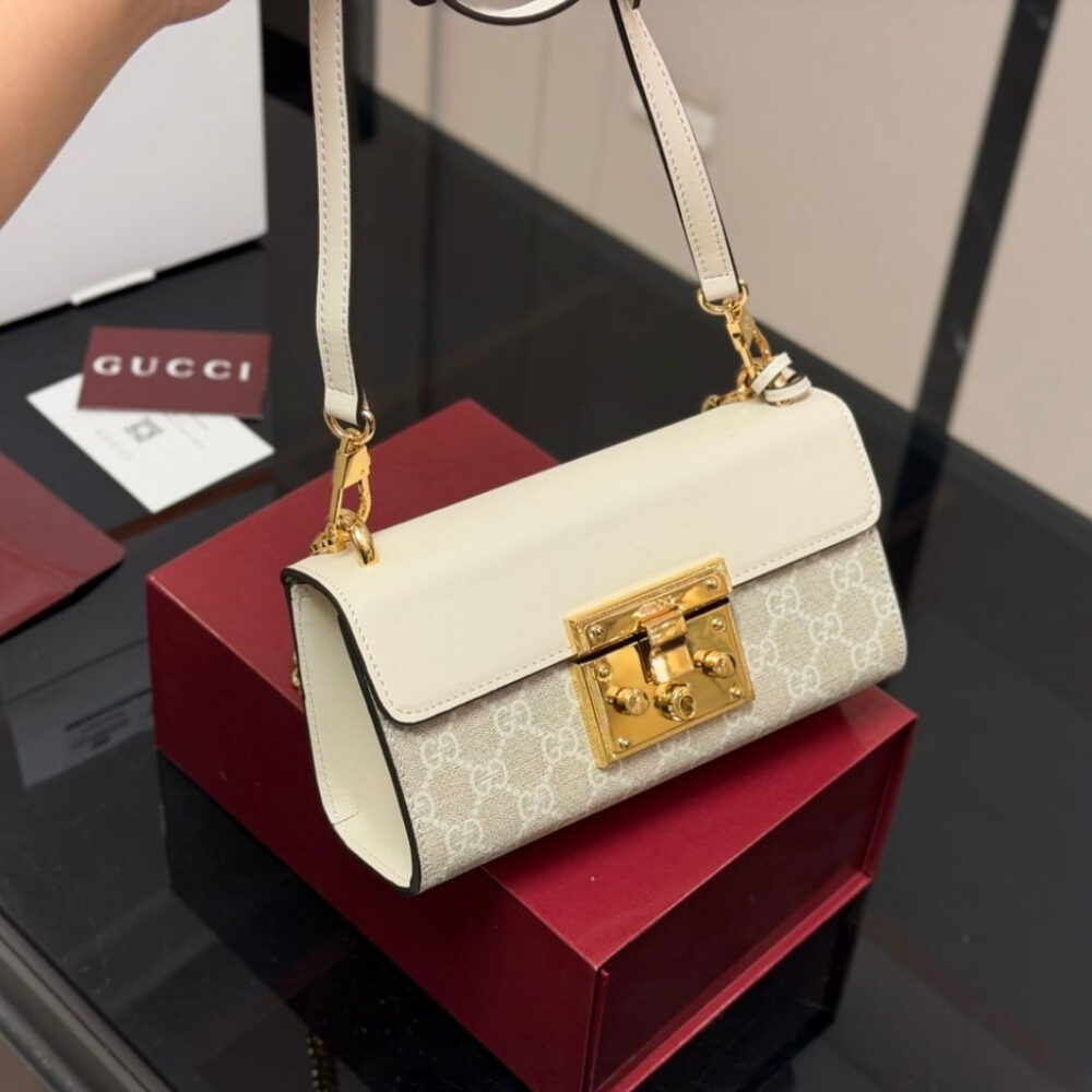 Alternative view of Gucci Padlock ‎Bag 22cm White 735103 FABLH 9897