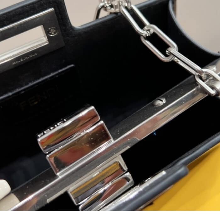 Fendi Peekaboo Cut Leather Bag Black 23cm - Image 3