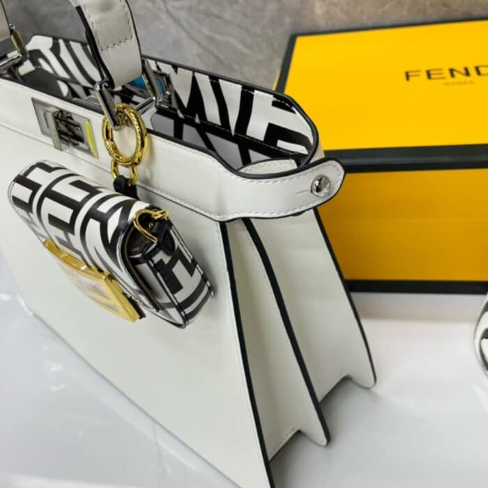Fendi Peekaboo IseeU Bag White 24cm - Image 5