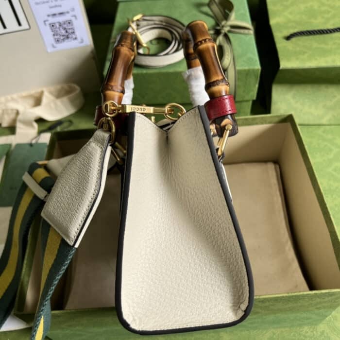 Gucci Diana Tote Bag White 20cm ‎‎702732 U3ZDT 9244 - Image 5