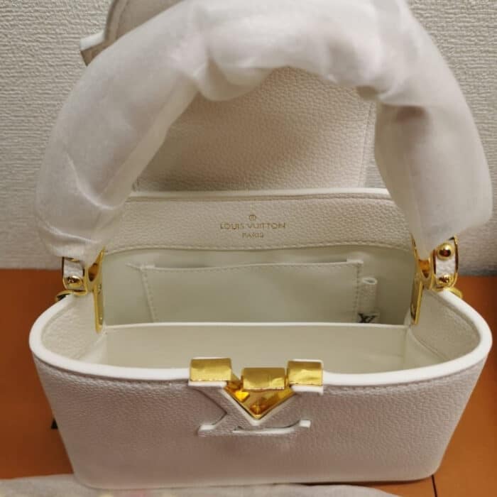 Louis Vuitton Mini Capucines Grained Leather White 20cm - Image 5
