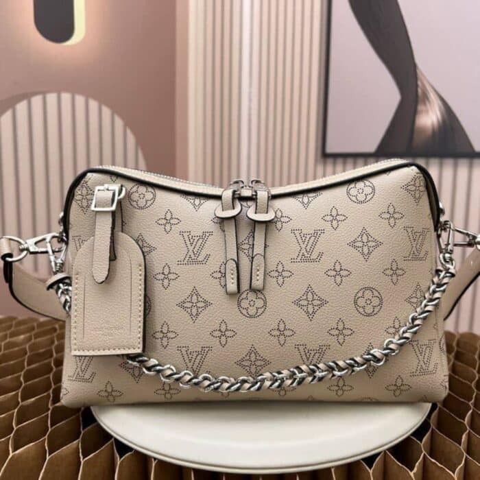 Louis Vuitton Hand It All PM Galet 29Cm - Image 2