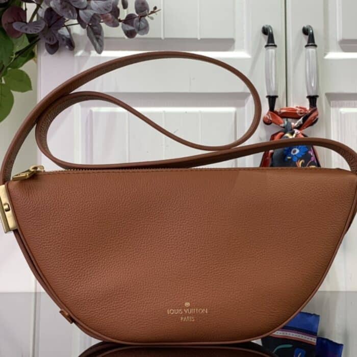 Louis Vuitton Low Key Bumbag Cognac Brown 28Cm - Image 2