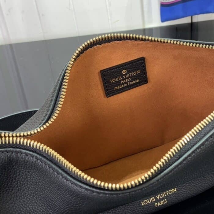 Louis Vuitton Low Key Bumbag Black 28Cm - Image 8