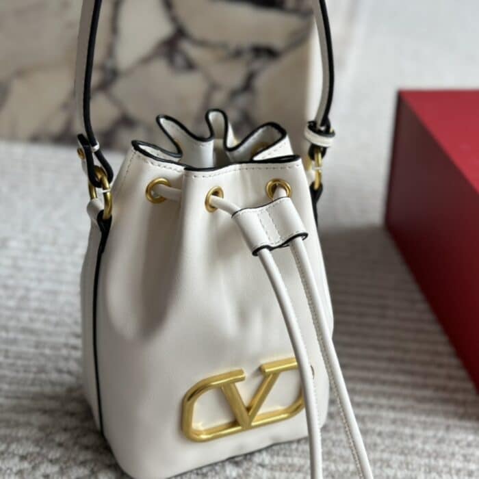 Valentino Mini Vlogo Signature Bucket Bag White 22cm - Image 3