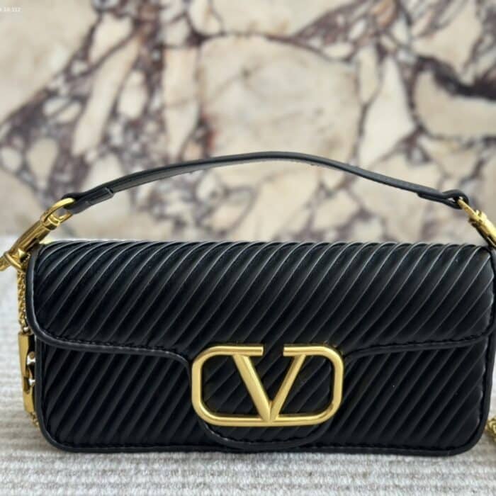 Valentino Garavani Locò Pleated Nappa Black 26cm - Image 3