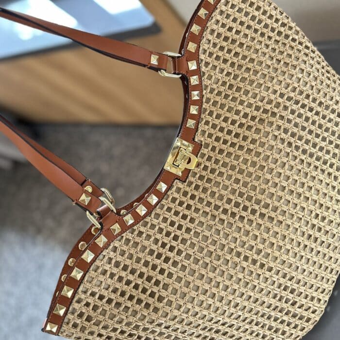 Valentino Garavani Rockstud Raffia Tote Bag Brown 31cm - Image 5