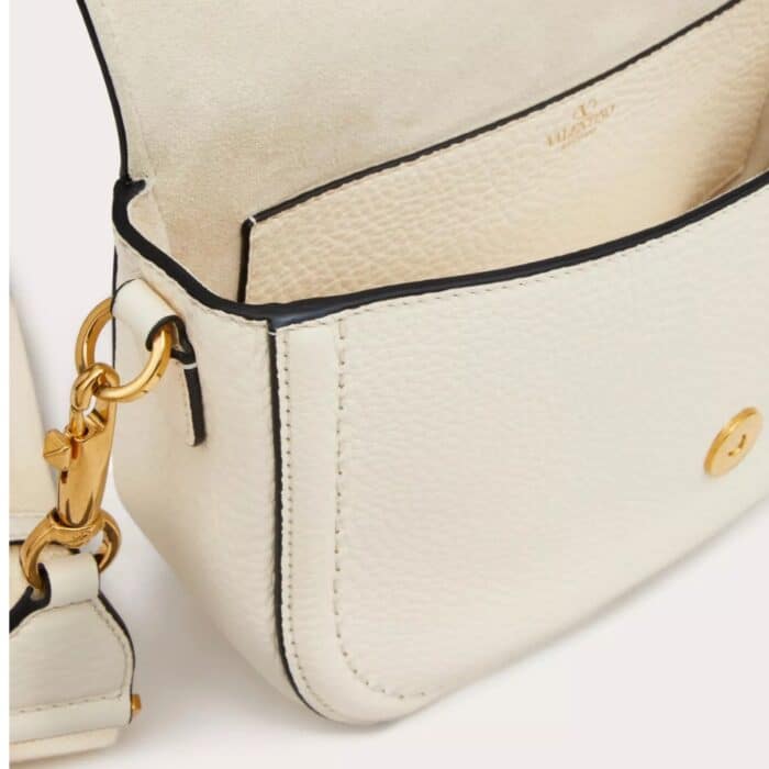 Valentino Garavani Alltime Grainy Leather White 23cm - Image 6