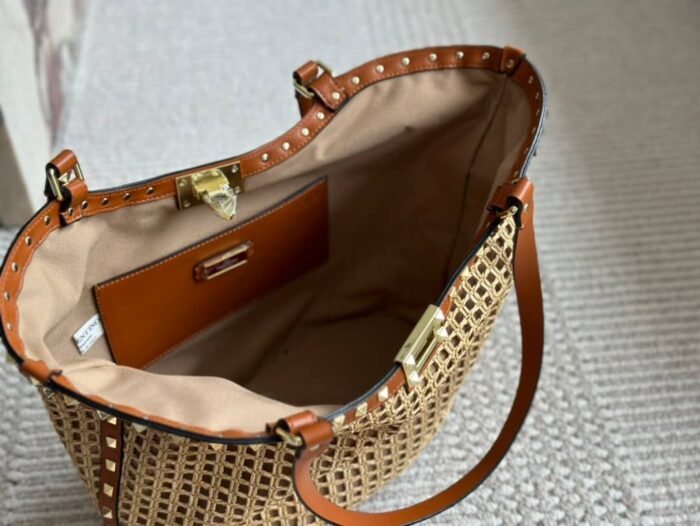 Valentino Garavani Rockstud Raffia Tote Bag Brown 31cm - Image 8