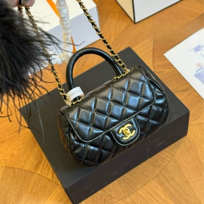 Chanel Matelasse Top Handle Bag Black 21cm - Image 2