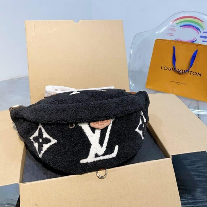 Louis Vuitton LV Ski Bumbag Shearling Bicolor Chocolate And Cream 31cm M11799 - Image 6