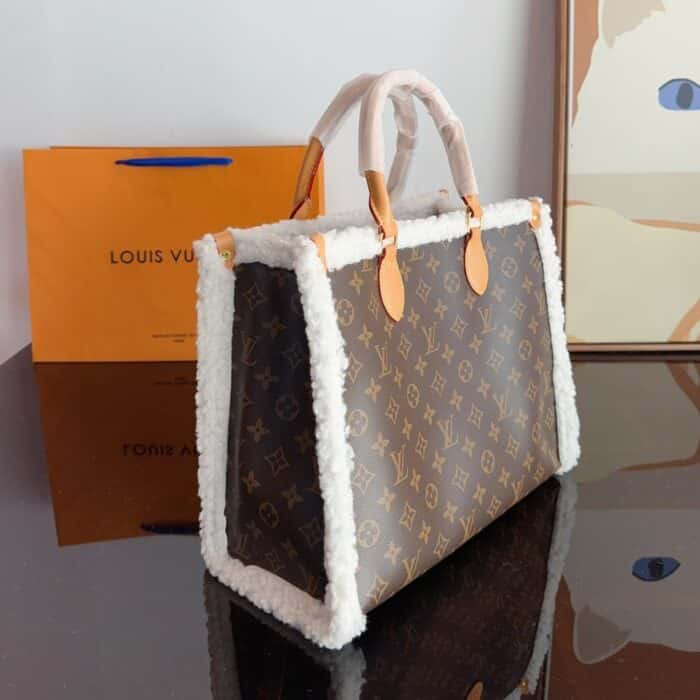 Louis Vuitton On The Go Bag With Fur Monogram 36cm - Image 4