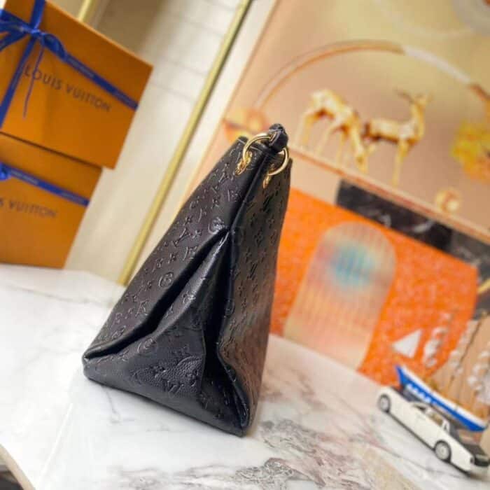 Louis Vuitton Artsy MM Monogram Black 41cm - Image 7