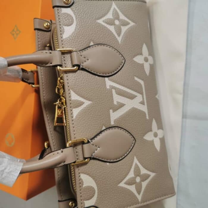 Louis Vuitton On The Go East West Bag Gray 25cm M23641 - Image 5