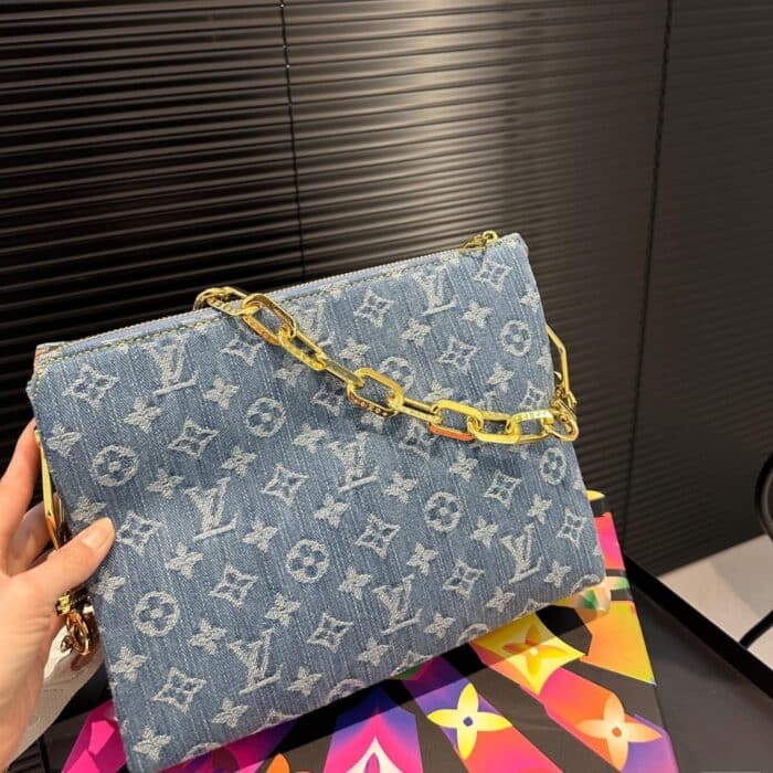 Louis Vuitton New LV Remix Coussin PM 26cm M24564 - Image 5