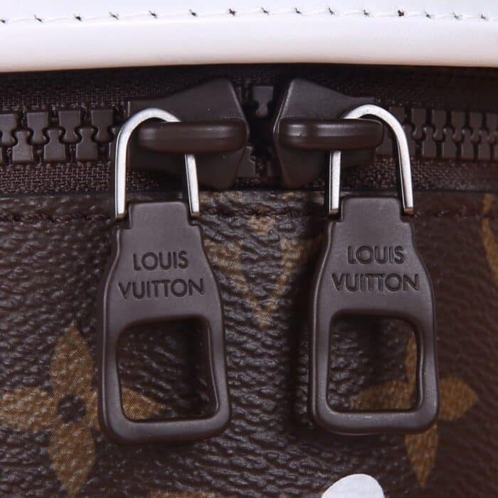 Louis Vuitton Coffee Cup Monogram Brown 20cm - Image 4