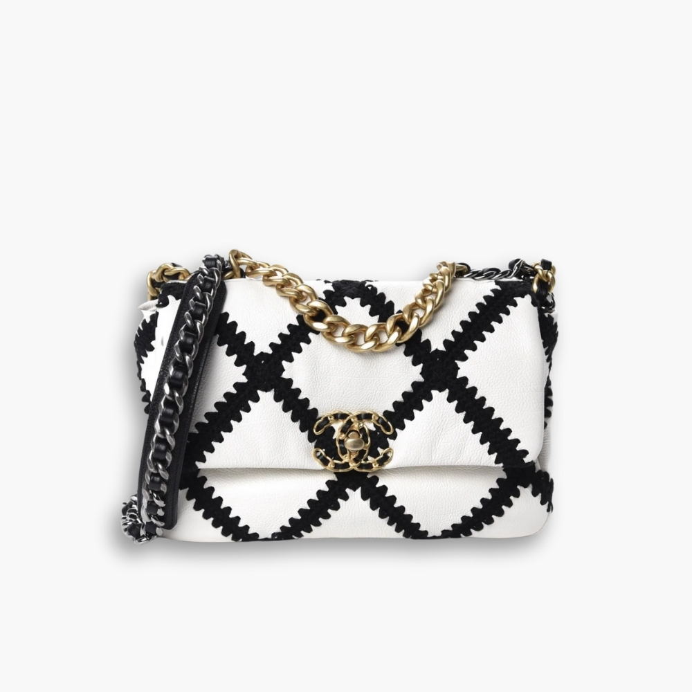 Chanel 19 Large Stitch Crossbody Bag White 24cm
