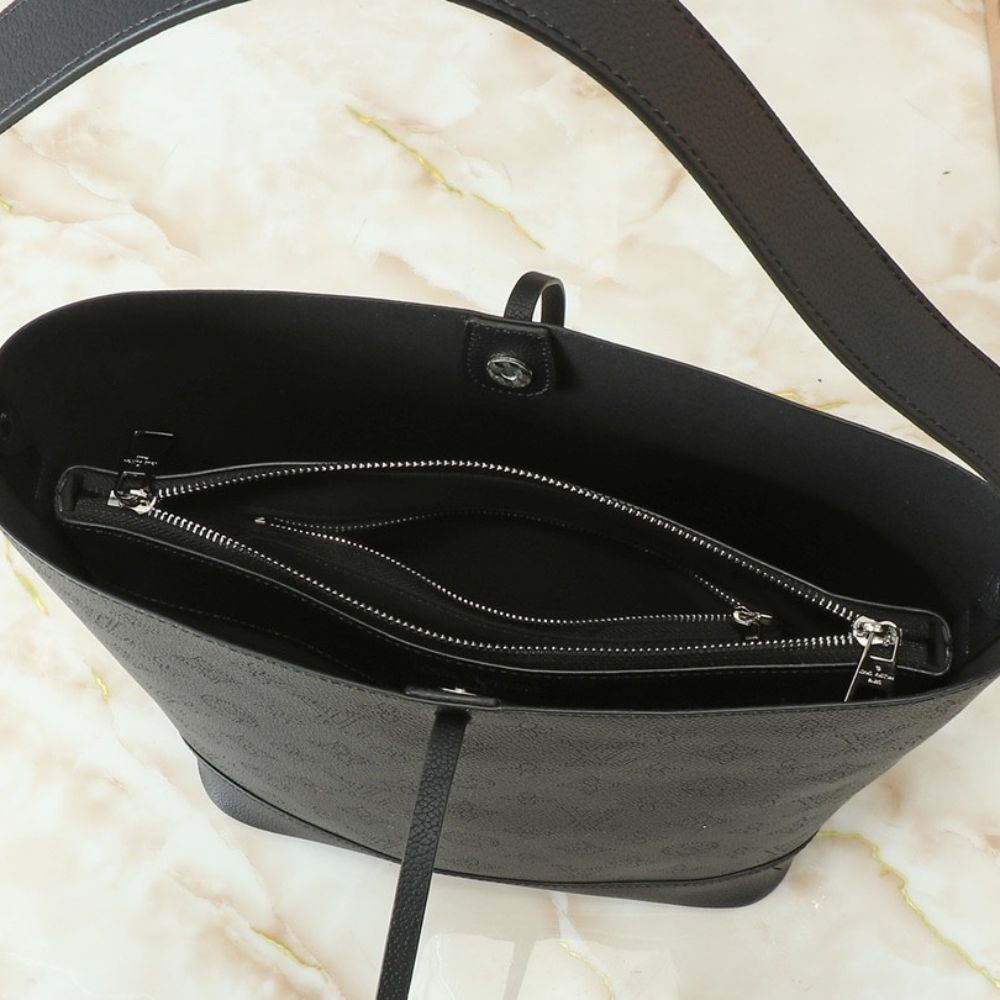 Louis Vuitton Flore Perforated Mahina Black 28cm M12139 - Image 9