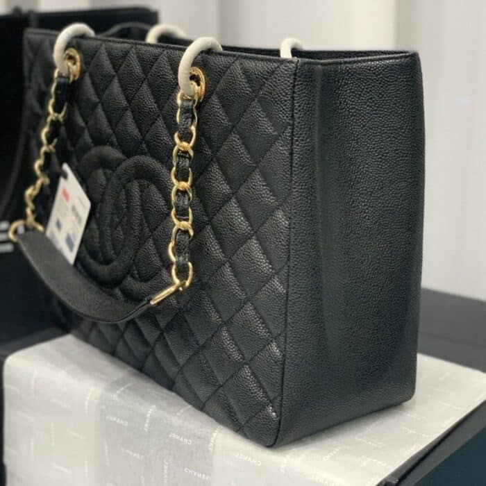 Chanel Caviar Grand Shopping Tote Black 33cm - Image 4